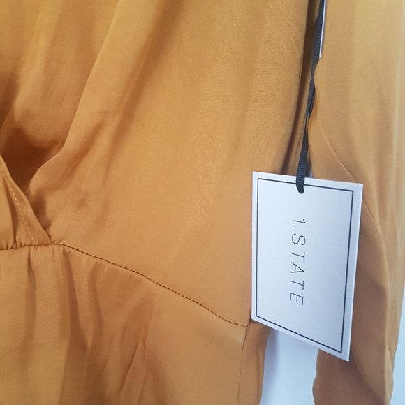 1.State Honey Pot Peplum V-neck Blouse, L - NWT - Picture 7 of 11